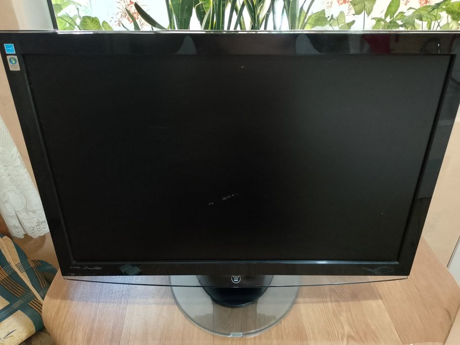 Panasonic's Viera TX-32LXD85 за части