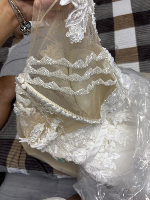 vand rochie mireasa+sandale mireasa marimea 36