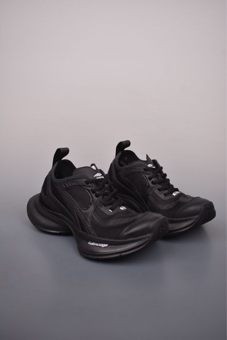 Balenciaga всички цветове и модели