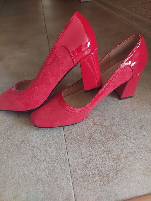 Дамски обувки на ток