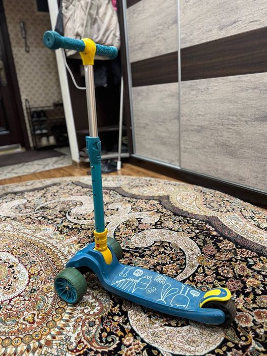 Детский самокат для мальчиков и девочек...