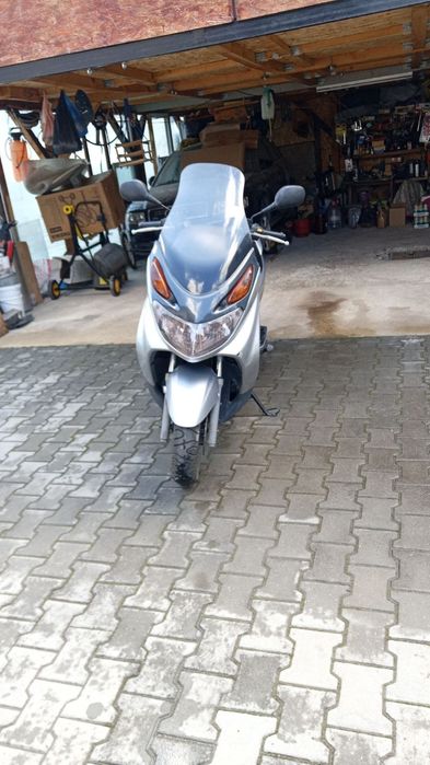 Скутер Suzuki регистриран