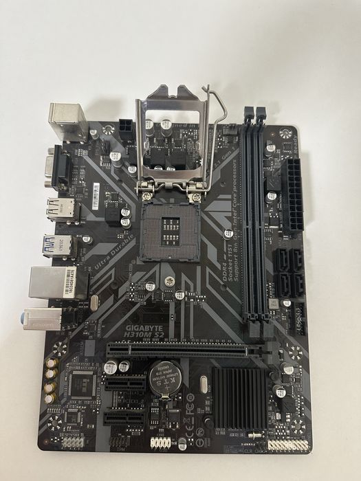 Материнская Плата Gigabyte 1151.
