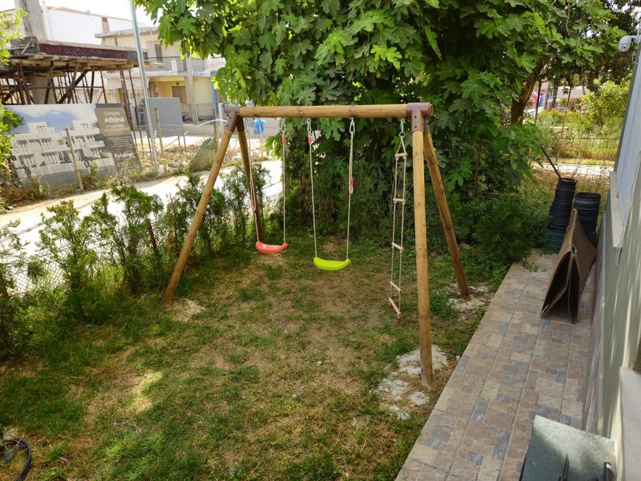 Паралия Офринио ТРИСТАЕН апартамент с две тераси и двор .