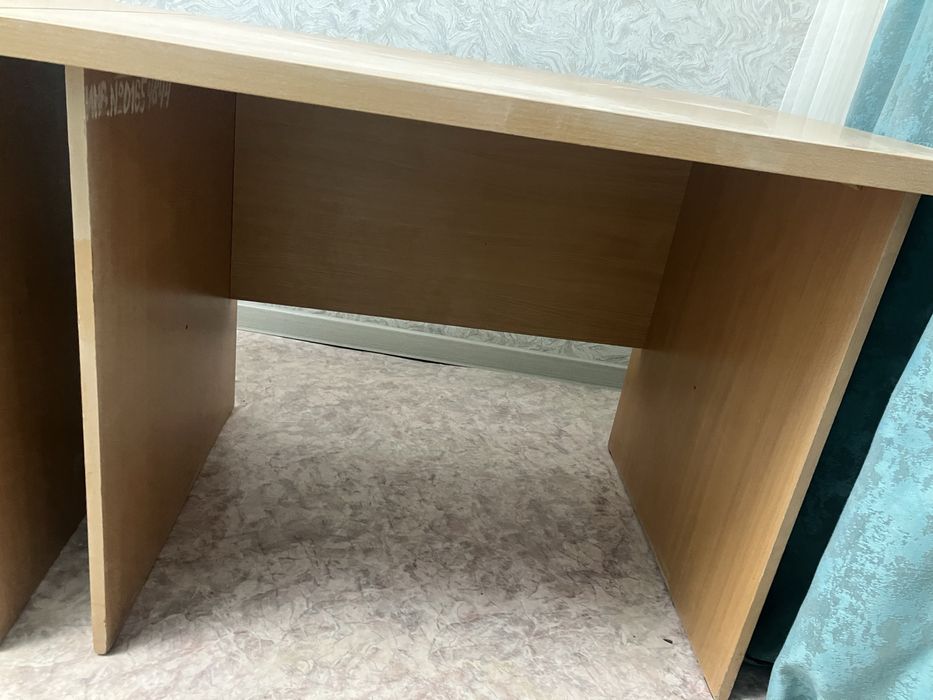 Стол для уголка рабочии