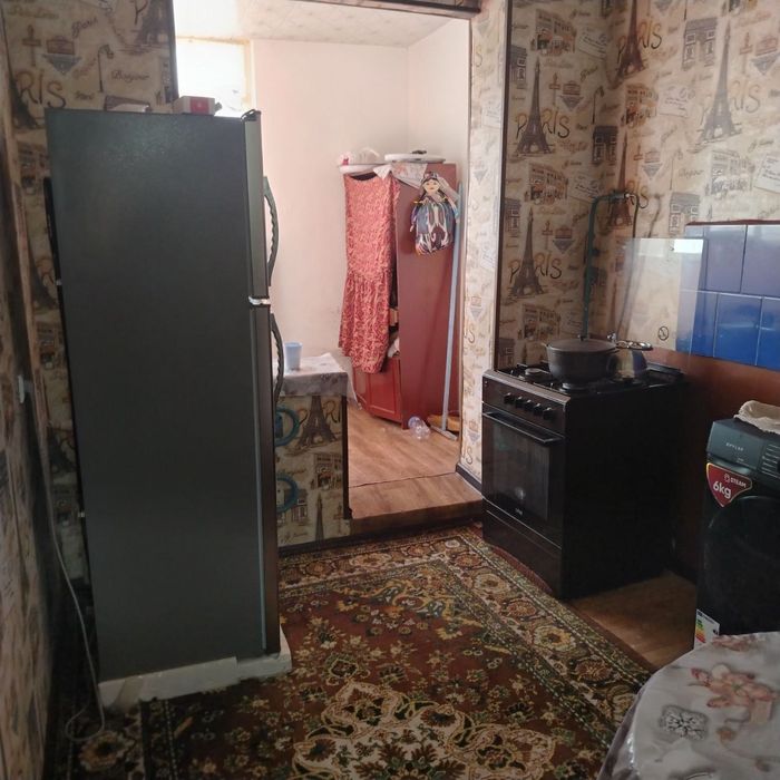 Uy sotiladi 300 mln договорная