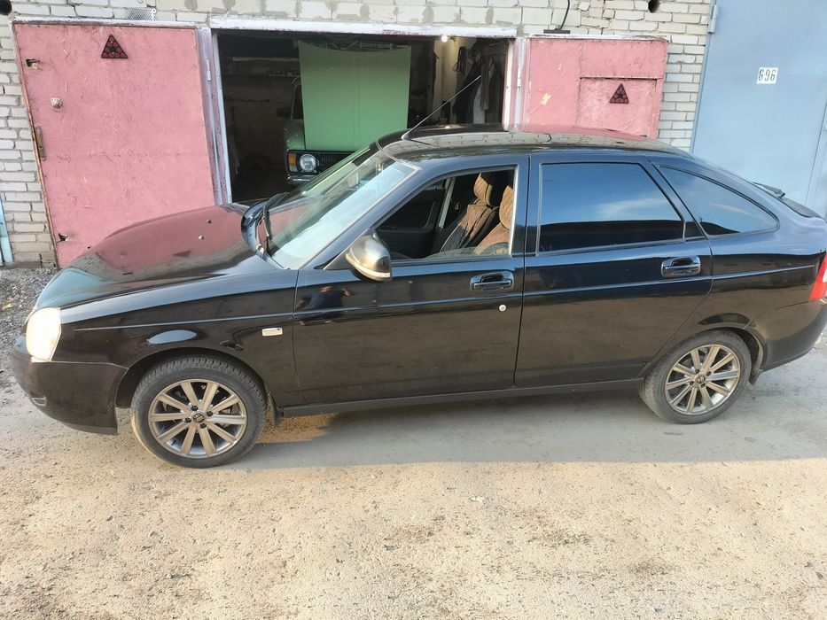Продам Приору 13 год