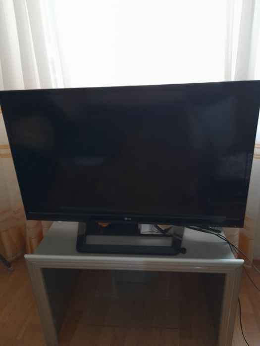 Телевизор LG, DVD Караоке