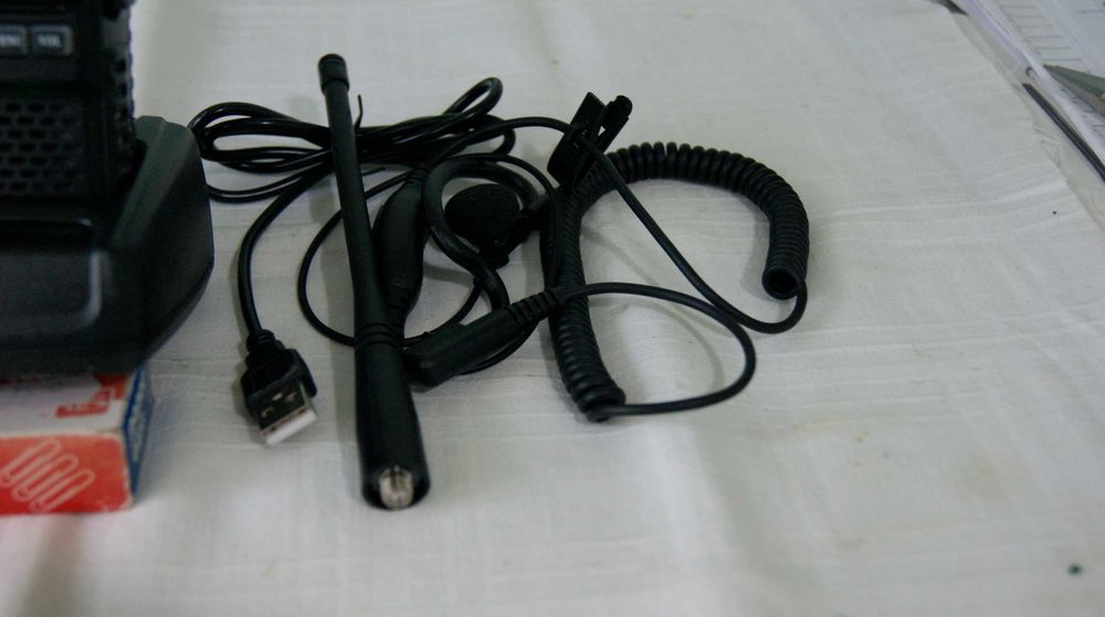 минирадиостанция uv-3r+ баофенг