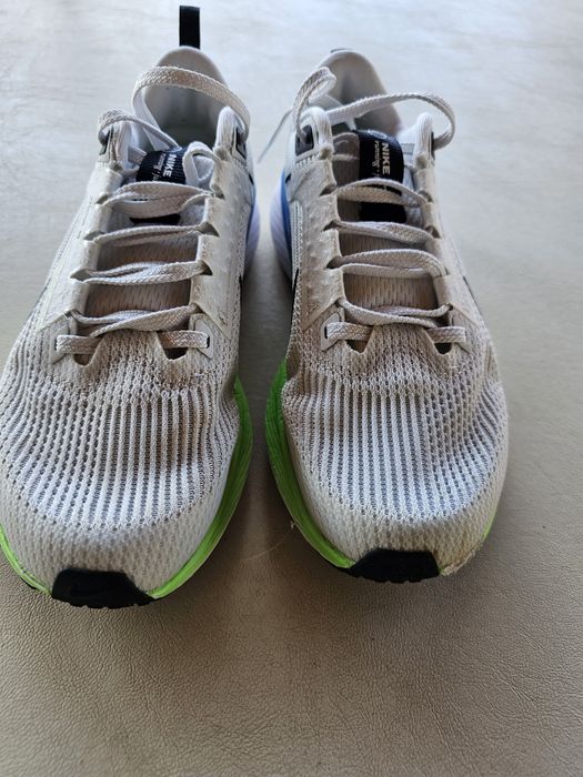 Маратонки Nike 36,5