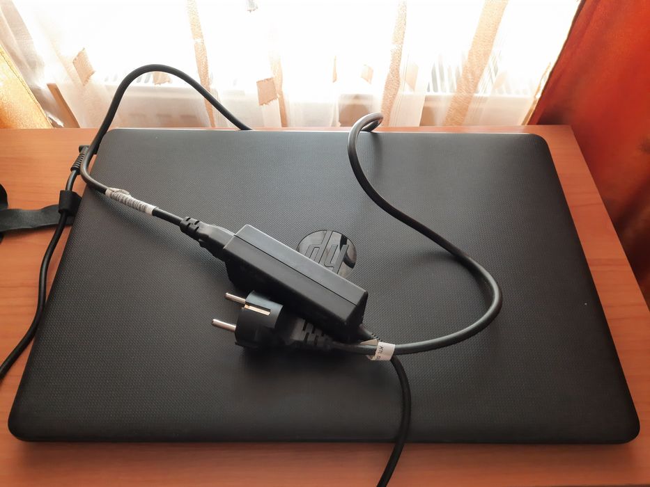 laptop HP versiune 21H2