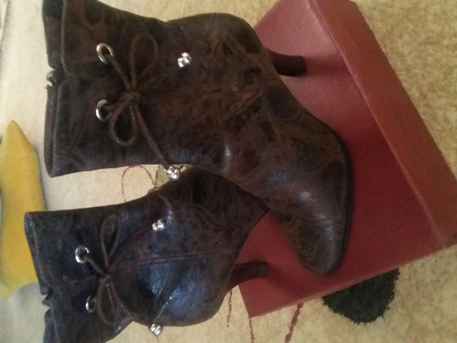 Продам .новое .блузка .полусопожки.