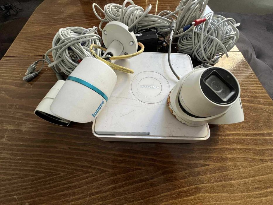 DVR + 4 камери .