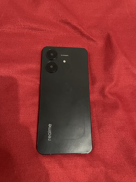 Srochna sotiladi realme