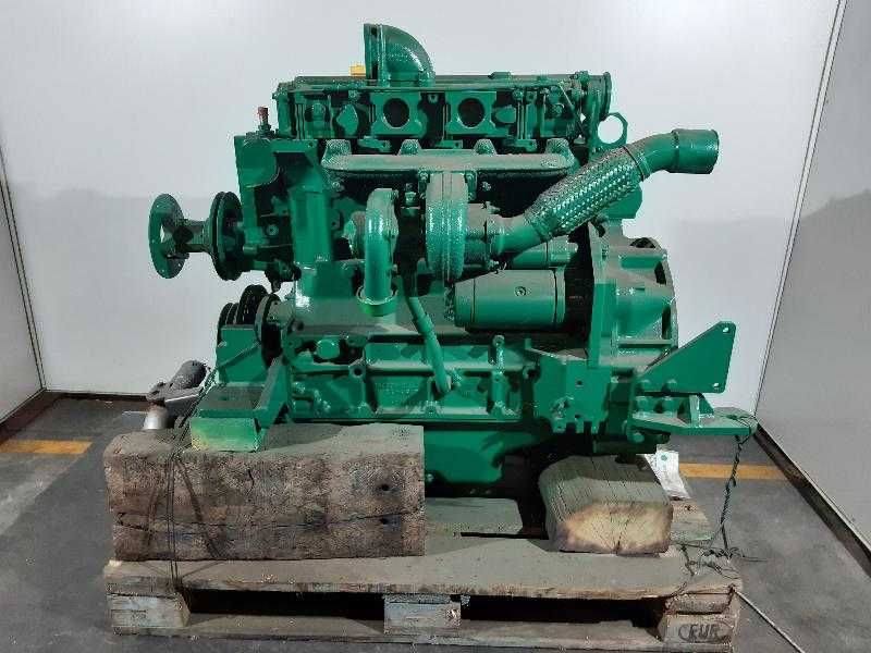 Motor Volvo D5D EBE2 pentru excavator Volvo EW140B second hand verificat diesel 4 cilindri Uniterra Group SRL