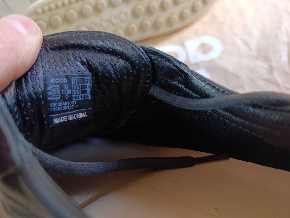 ''ECCO Soft 7''оригинални кожени сникърси 43 номер