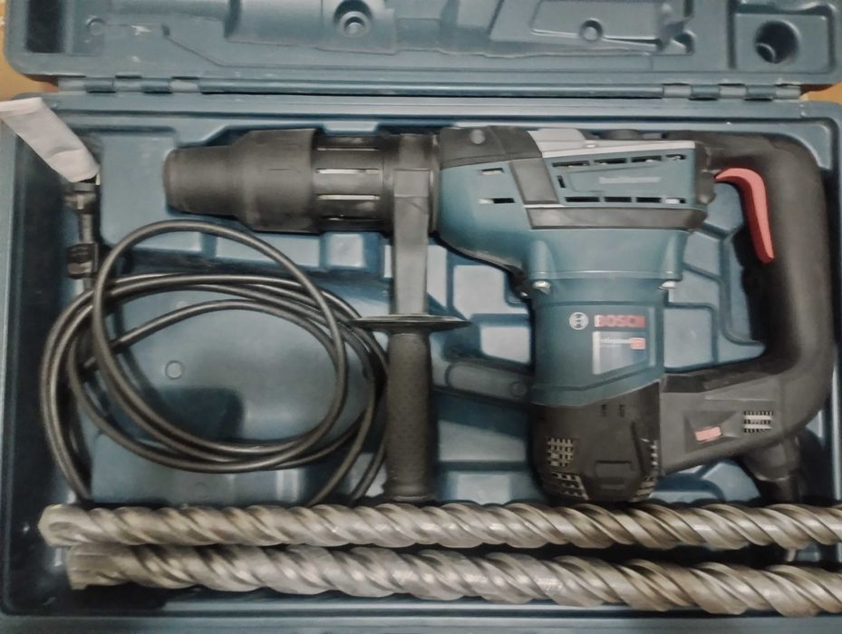 Перфоратор BOSCH