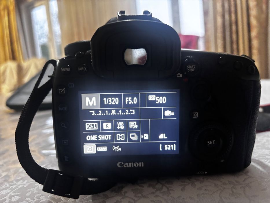 Фотоаппарат Canon 5d mark4