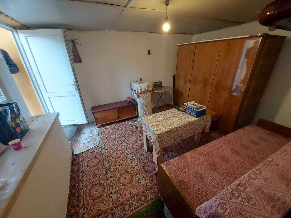 Продава се Къща в с. Васил Левски, Област Търговище - 100 кв.м за 536 €/кв.м - Снимка #3