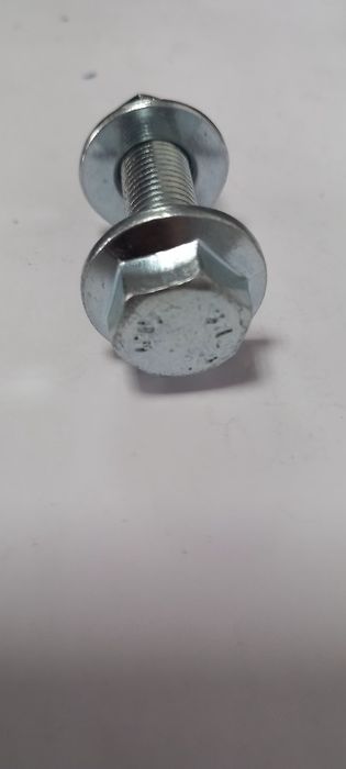 Suruburi cap hexagonal + piulițe