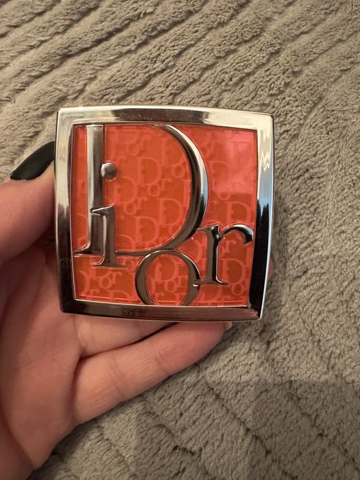 Козметика,пудра,червила,фон дю тен,руж