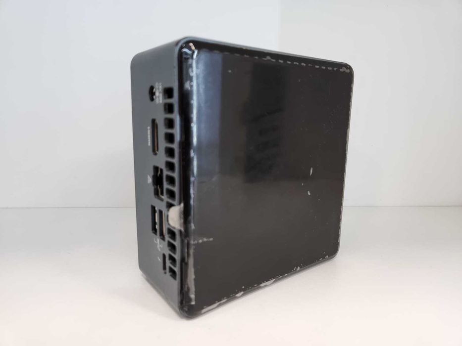 Mini PC Intel NUC8BEH i5-8259U (Ag8 Tudor1/B74268) – Garantie 2 Ani!