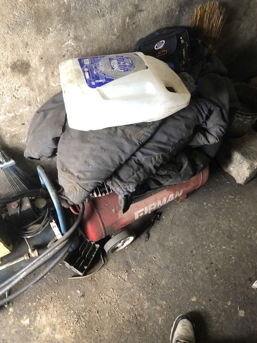 Два компрессора 1 45к