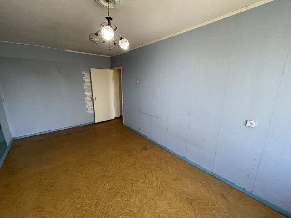 Продам полуторку на Михаэлиса 26