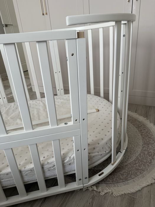 Кровать детская, требует ремонта