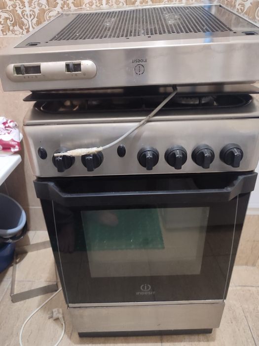 Вытяжка INDESIT для плиты