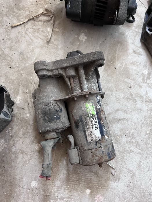 Рено логан,Ларгуска  К7М маторга