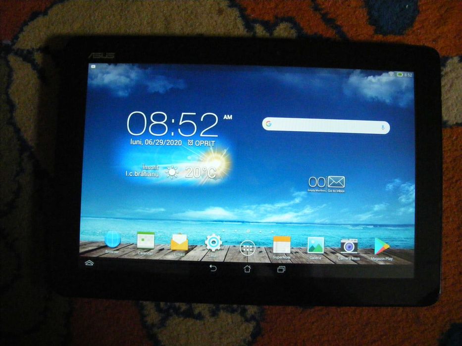 Tableta ASUS model K00F pentru piese