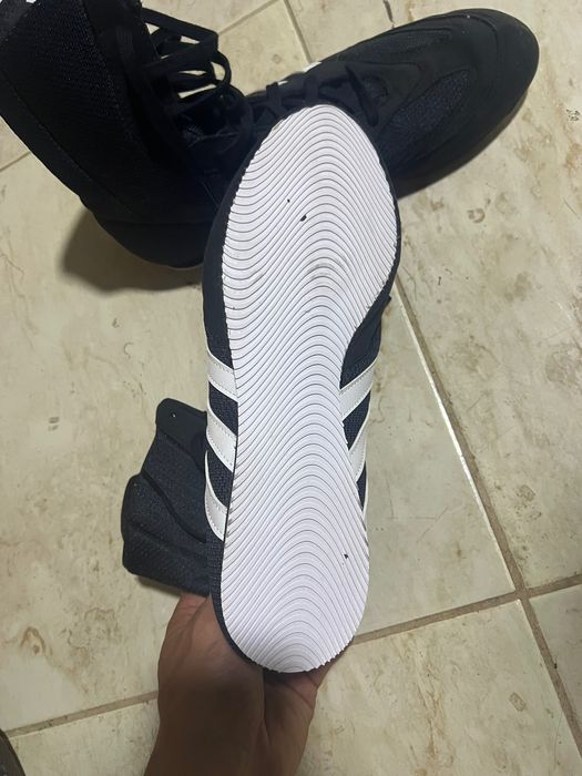 Adidasi noi de Box Addidas