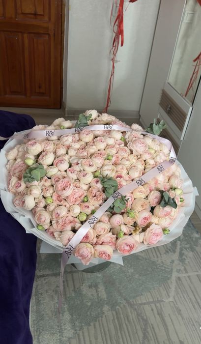 Цветы ,свежие большие
