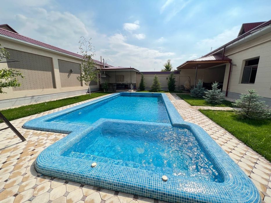 Продаётся дача в чарваке.