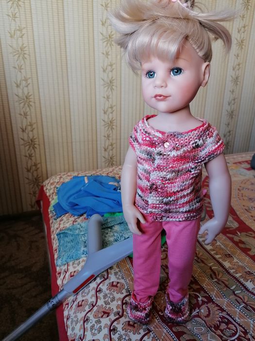 Ръчно изработени дрехи за кукла Хана 50см