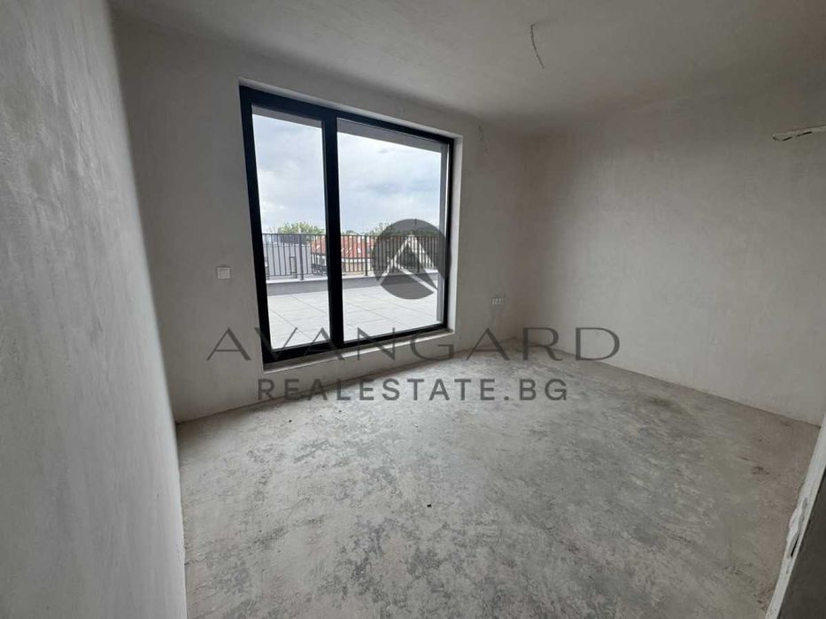 Продава се Тристаен апартамент в Пловдив, Кършияка - 274 кв.м за 929 €/кв.м - Снимка #6