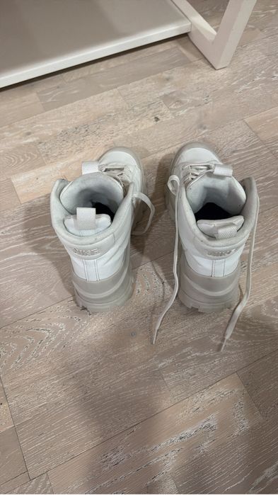 Ghete dama,piele naturala,albe,Nike