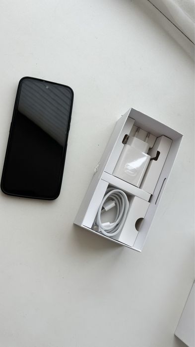Продам телефон Honor x6c 256 gb