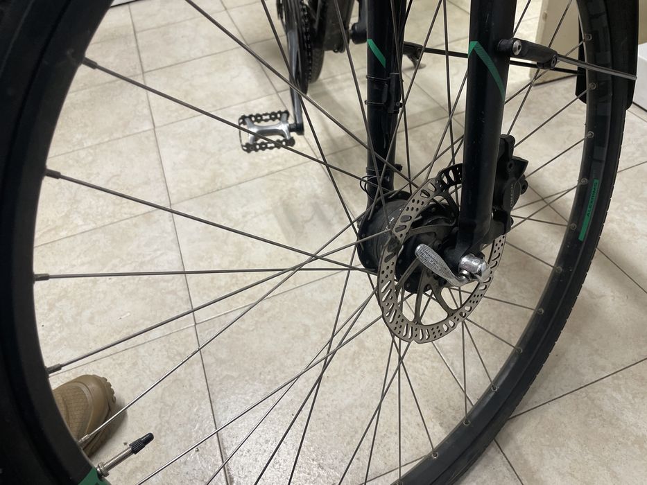 Bicicleta Cube travel