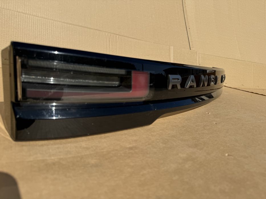 Стоп Range Rover Velar 2024