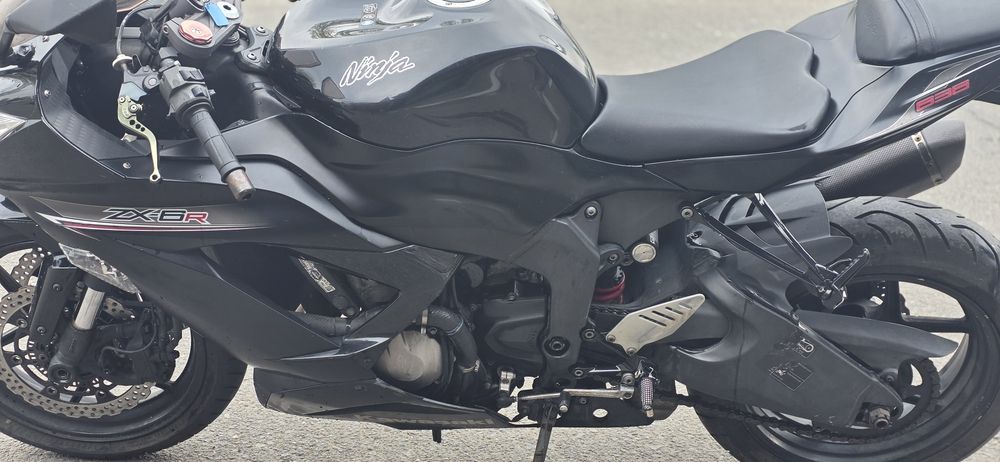 Kawasaki Zx -6R Ninja