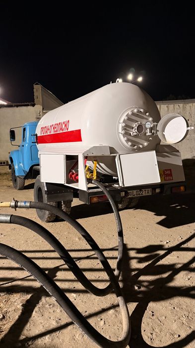 зил                       ааа