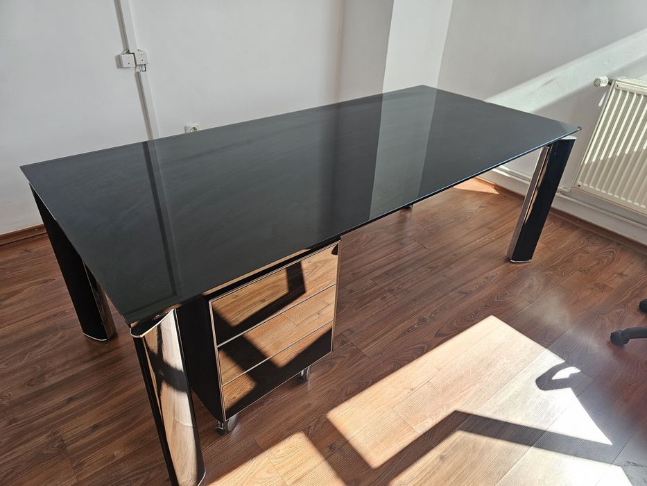 Set birou executiv Las Mobili — birou + caisson + comodă + scaun din piele