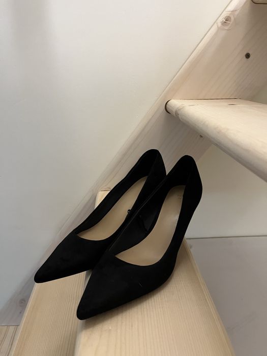 ниски, черни чокчета, H&M, 30 лева