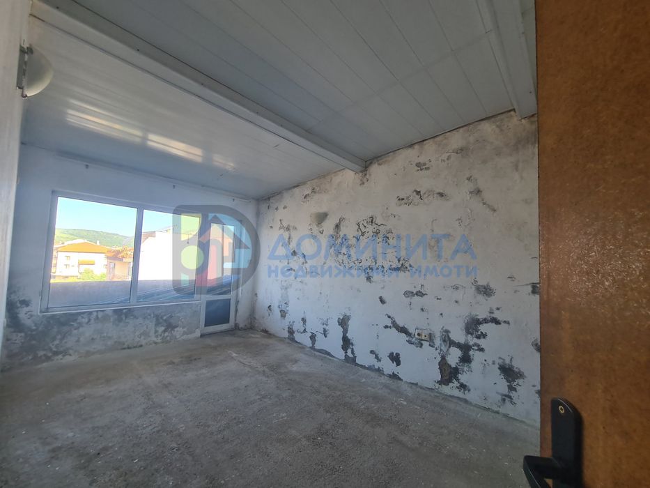 Продава се Къща в Приморско - 428 кв.м за 437 €/кв.м - Снимка #15