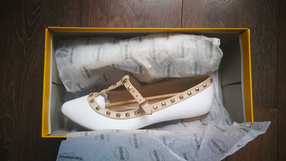 НОВИ Дамски обувки GRACELAND - номер 37