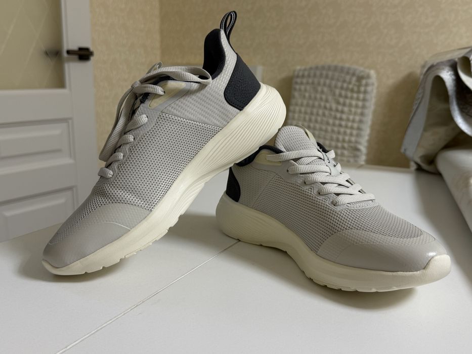 Кроссовки для бега