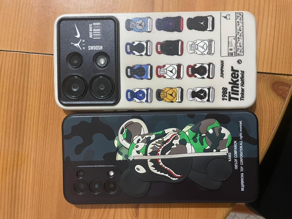 Обменяю два телефона на один