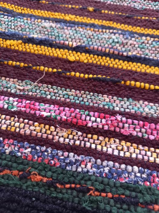 Пъстра тъкана пътека 340 см на115 см